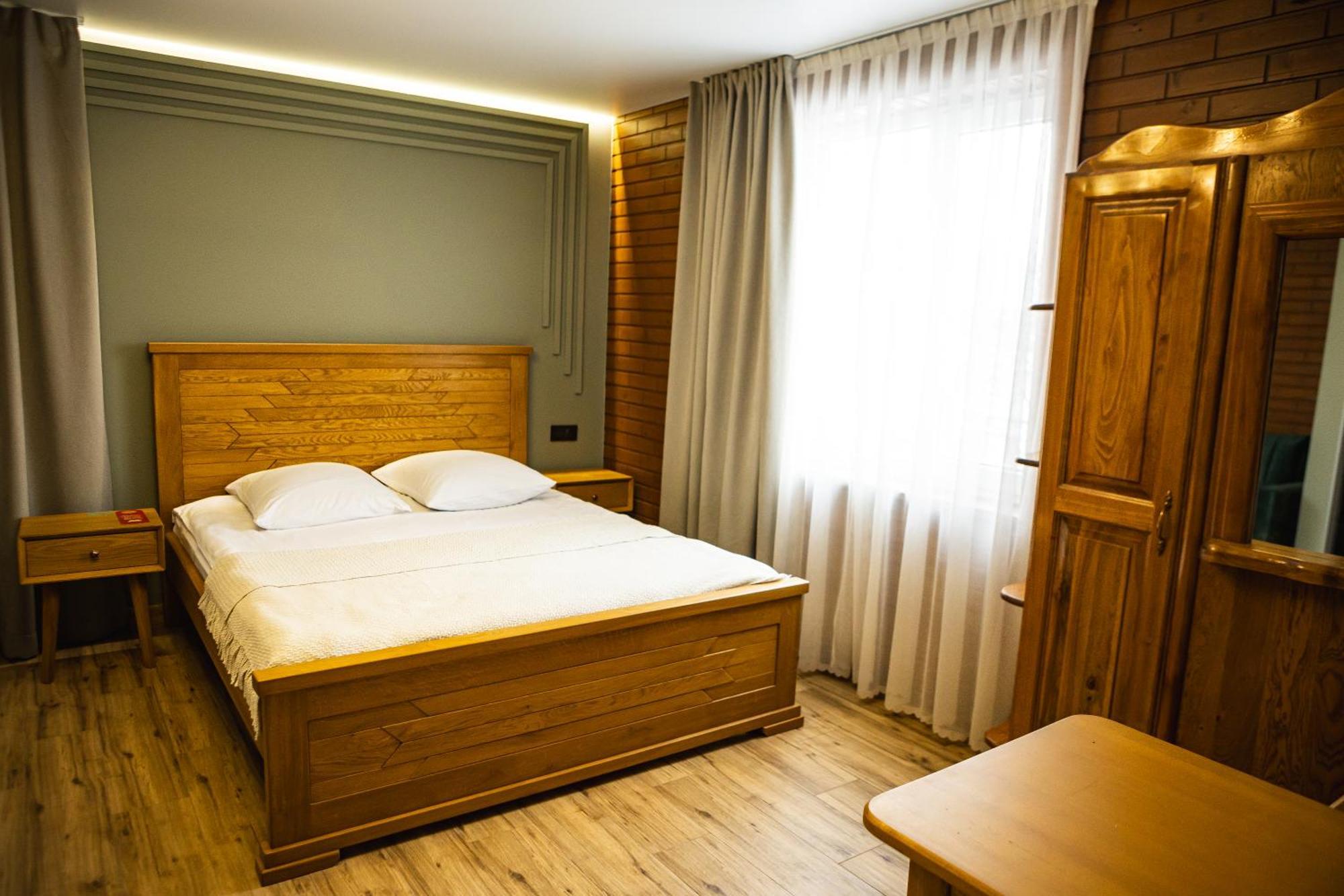 Zatyshok Nad Prutom Hotel Bukovel Exterior foto