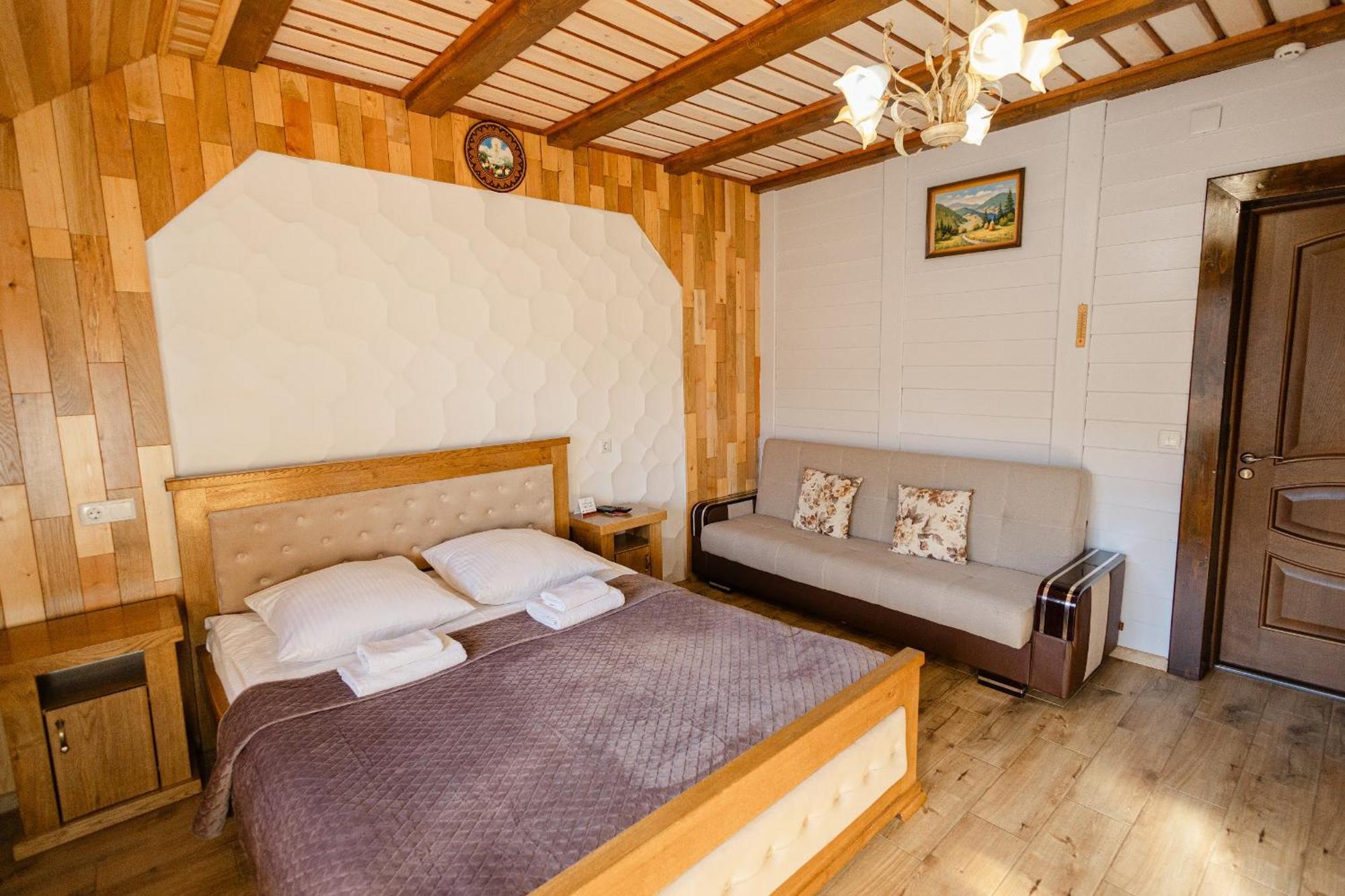 Zatyshok Nad Prutom Hotel Bukovel Exterior foto